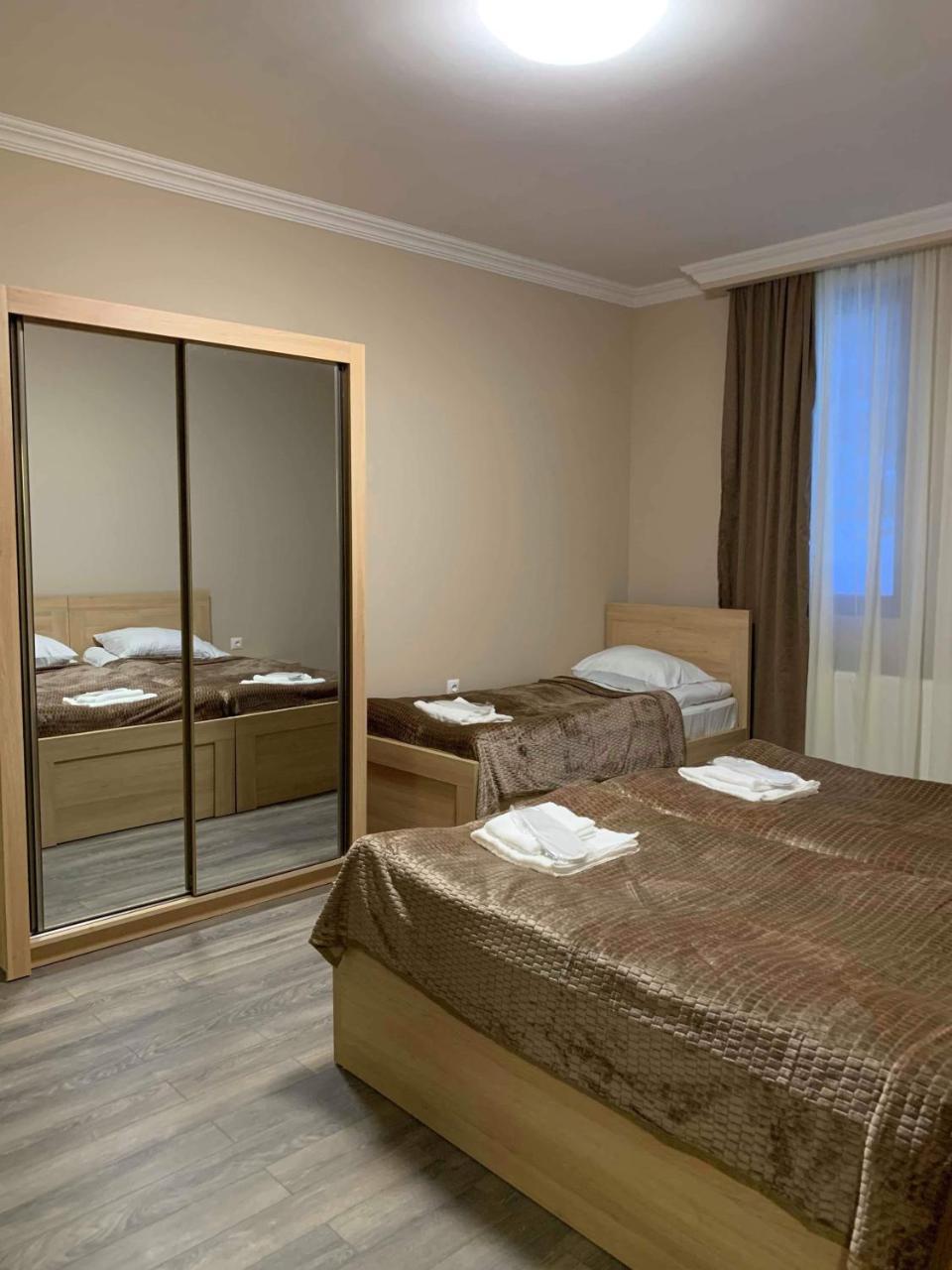 Hotel Patriot Mestia Eksteriør billede
