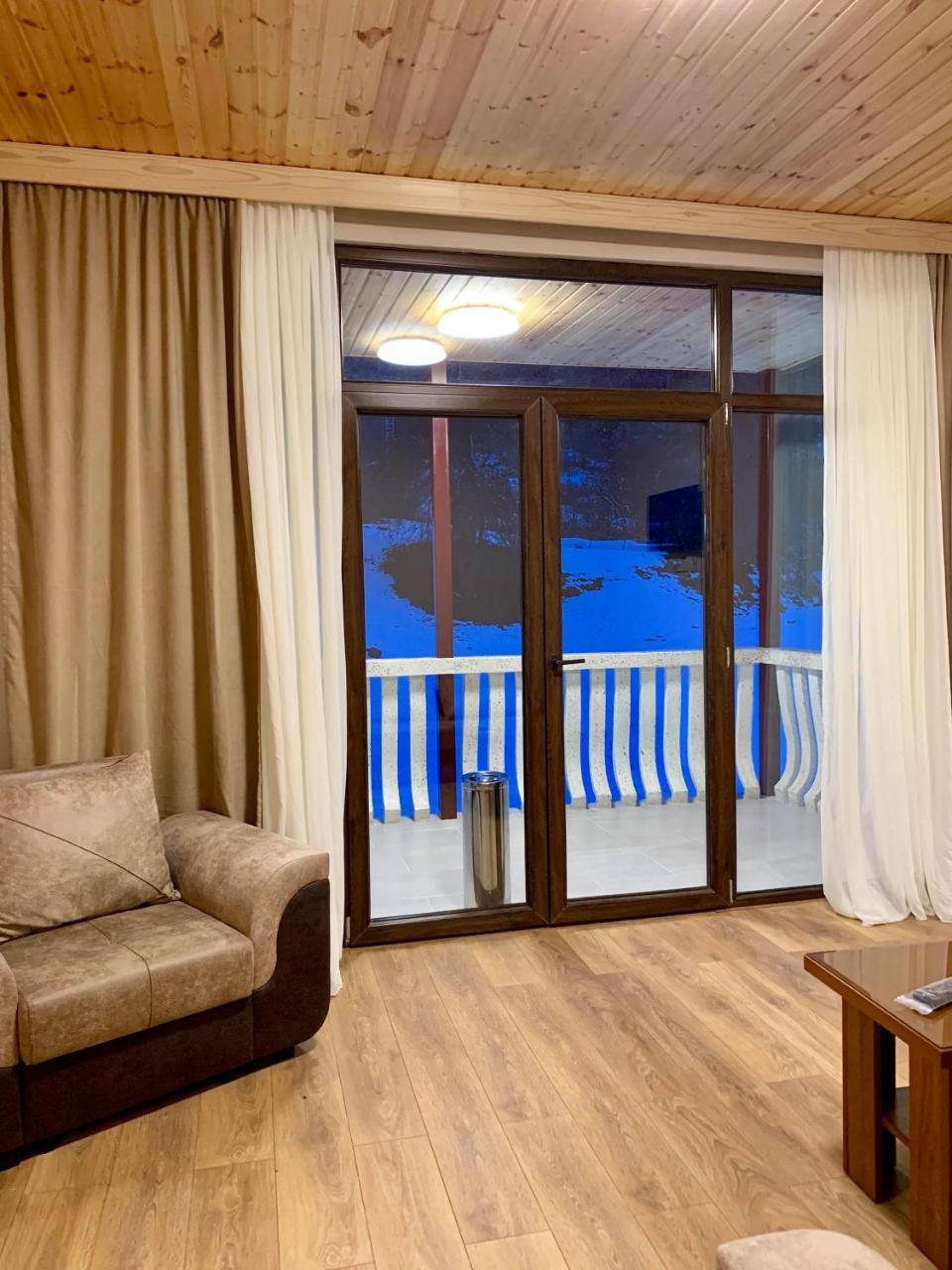 Hotel Patriot Mestia Eksteriør billede
