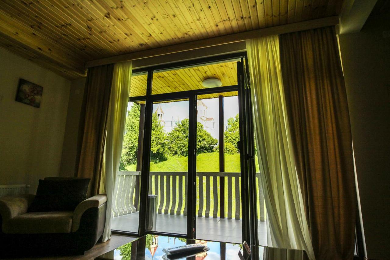 Hotel Patriot Mestia Eksteriør billede
